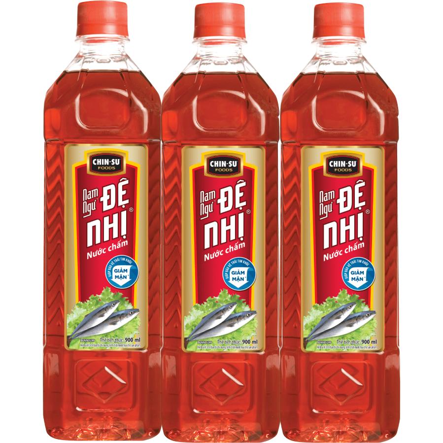 Nước mắm Nam Ngư Đệ Nhị 900ml phù hợp khẩu vị gia đình Việt